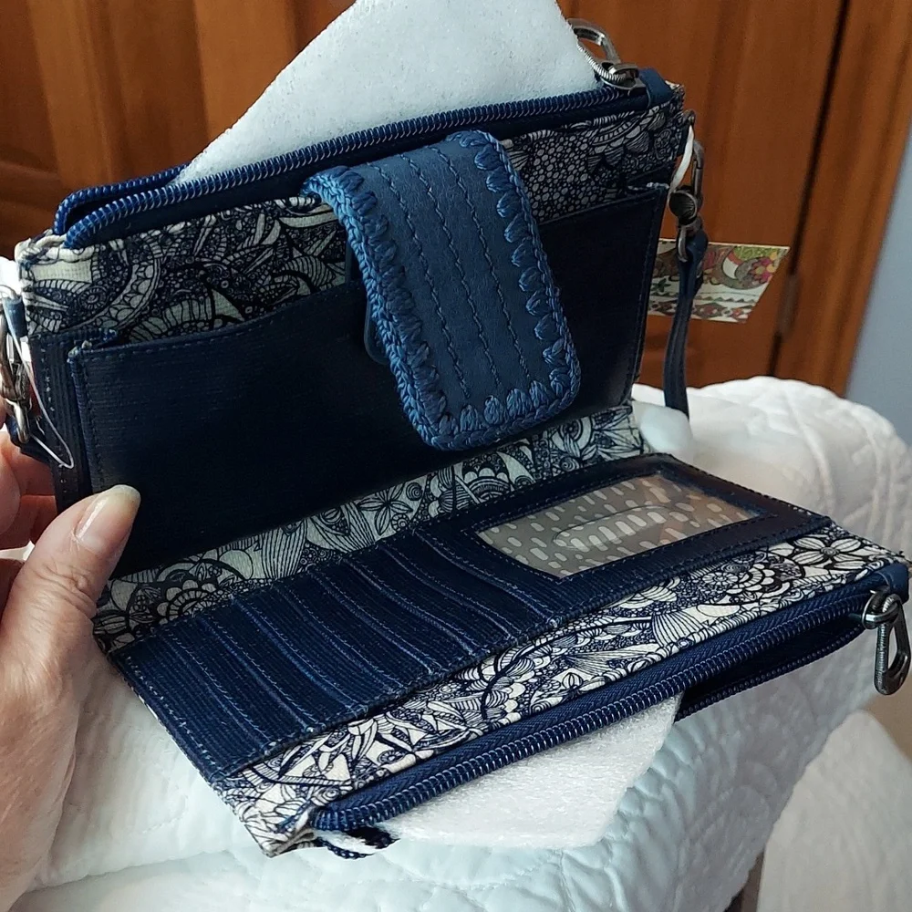 *🆕 Sakroots Spirit Desert Specialty Crossbody Wristlet Wallet All In One, NWT